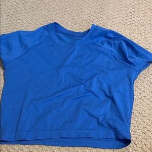 Blue swiftly cropped tshirt